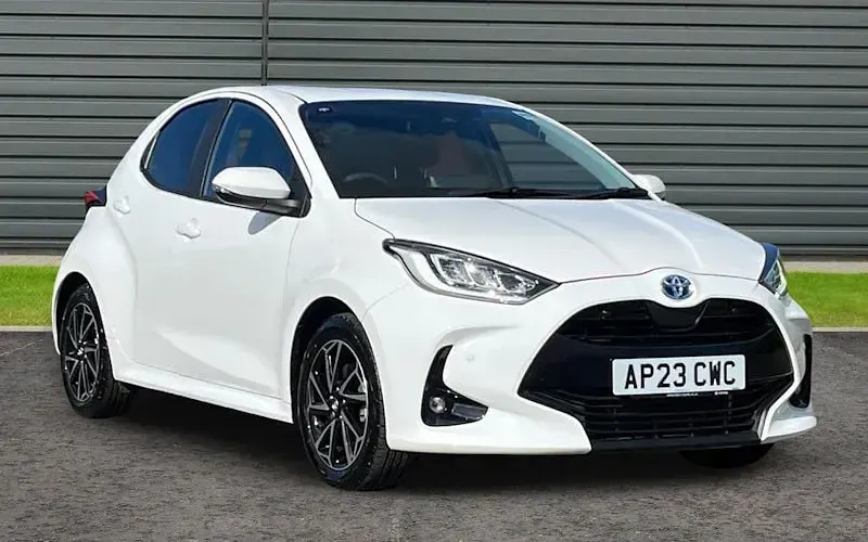 Used Toyota Yaris Design 116 HP (85 kW) 2023 Hatchback