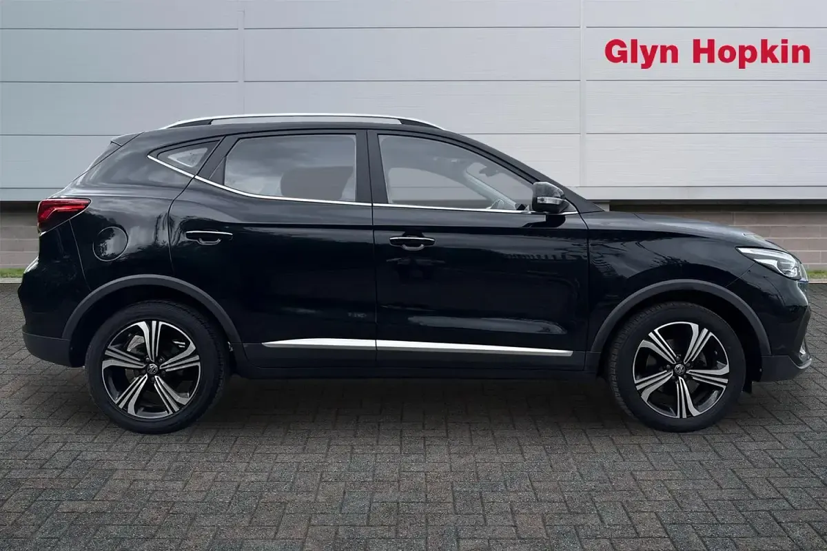 Used MG ZS Excite 106 HP (77 kW) 2021 Black SUV