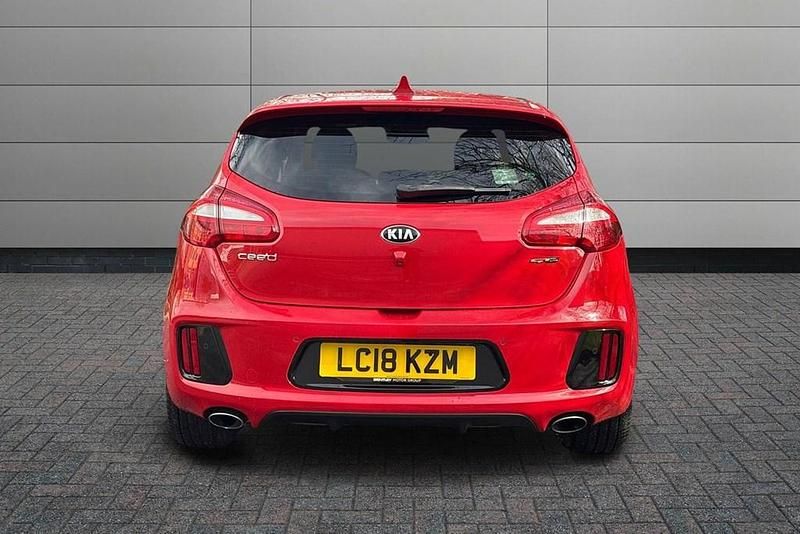 Usado Kia Ceed GT-Line 2018 Vermelho Citadino