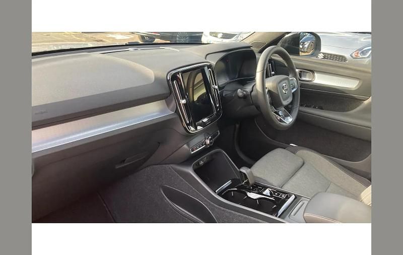 Used Volvo XC40 Plus 161 HP (118 kW) 2023 Other SUV