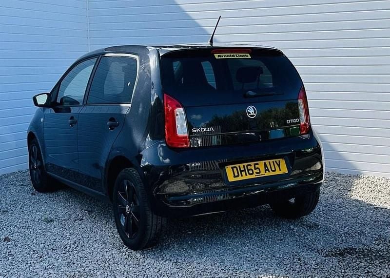 Used Skoda Citigo 60 HP (44 kW) 2015 Black Hatchback