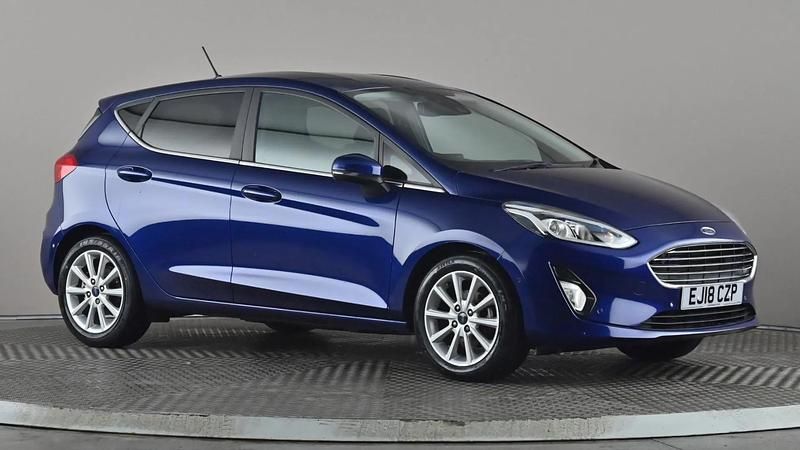 Used Ford Fiesta Titanium 125 HP (91 kW) 2018 Blue Hatchback
