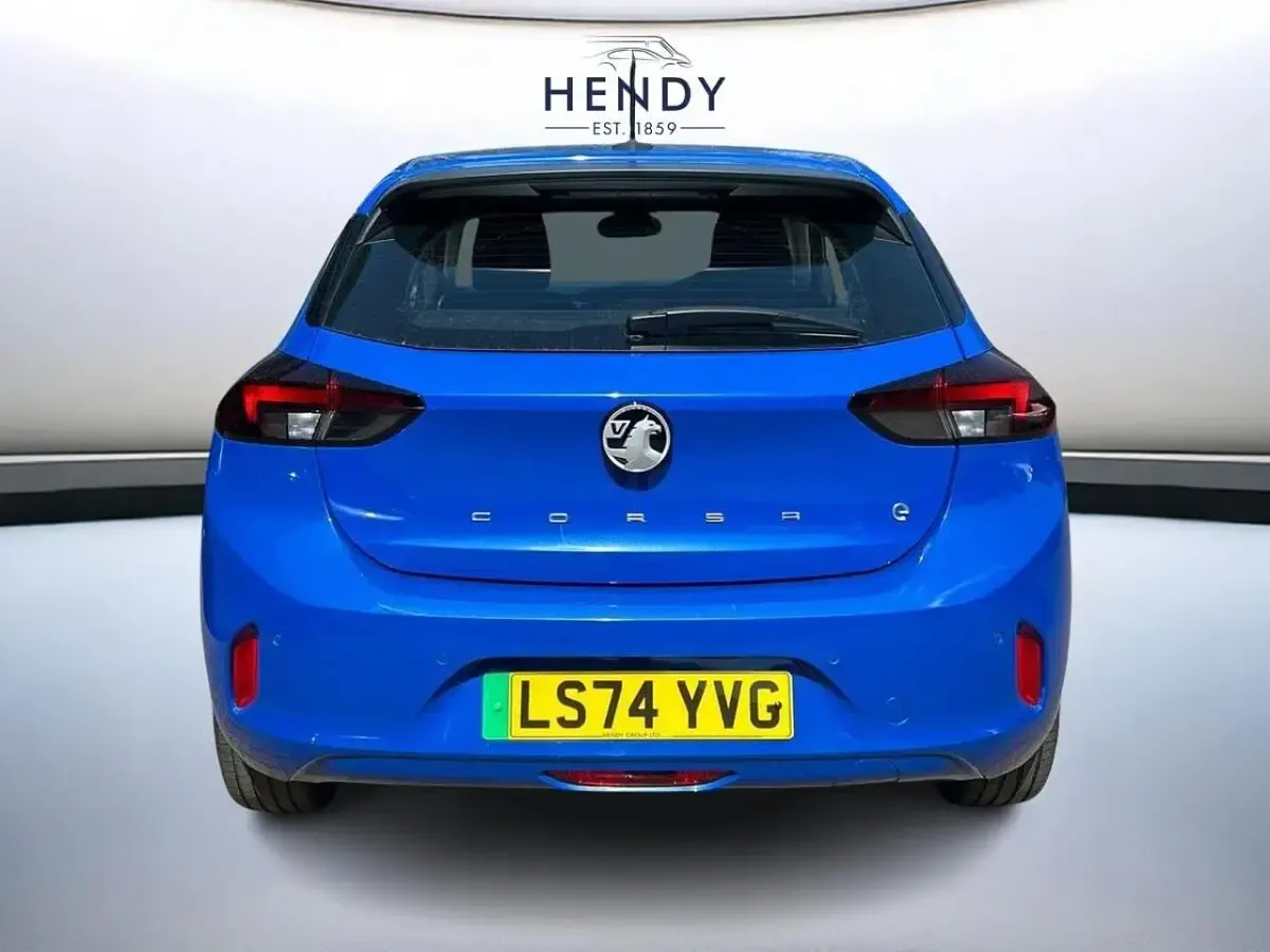Used Vauxhall Corsa-e Design Edition 98 kW (134 HP) 2024 Blue Hatchback