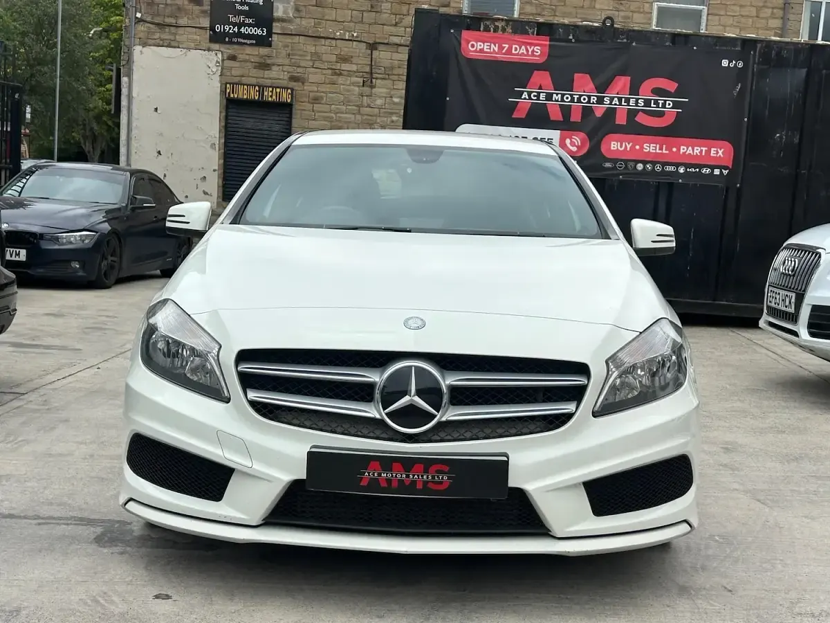 Used Mercedes A180 AMG 2013 White Hatchback