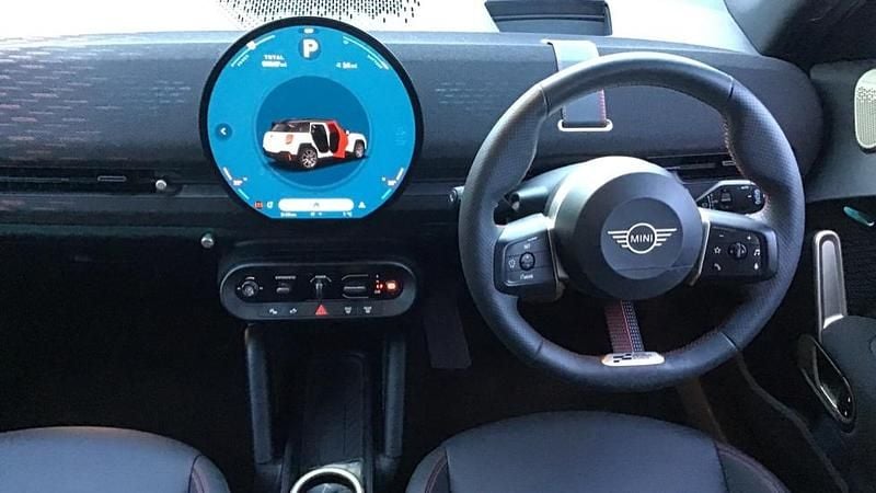 Używany Mini Aceman 133 kW (181 KM) 2024 Biały SUV