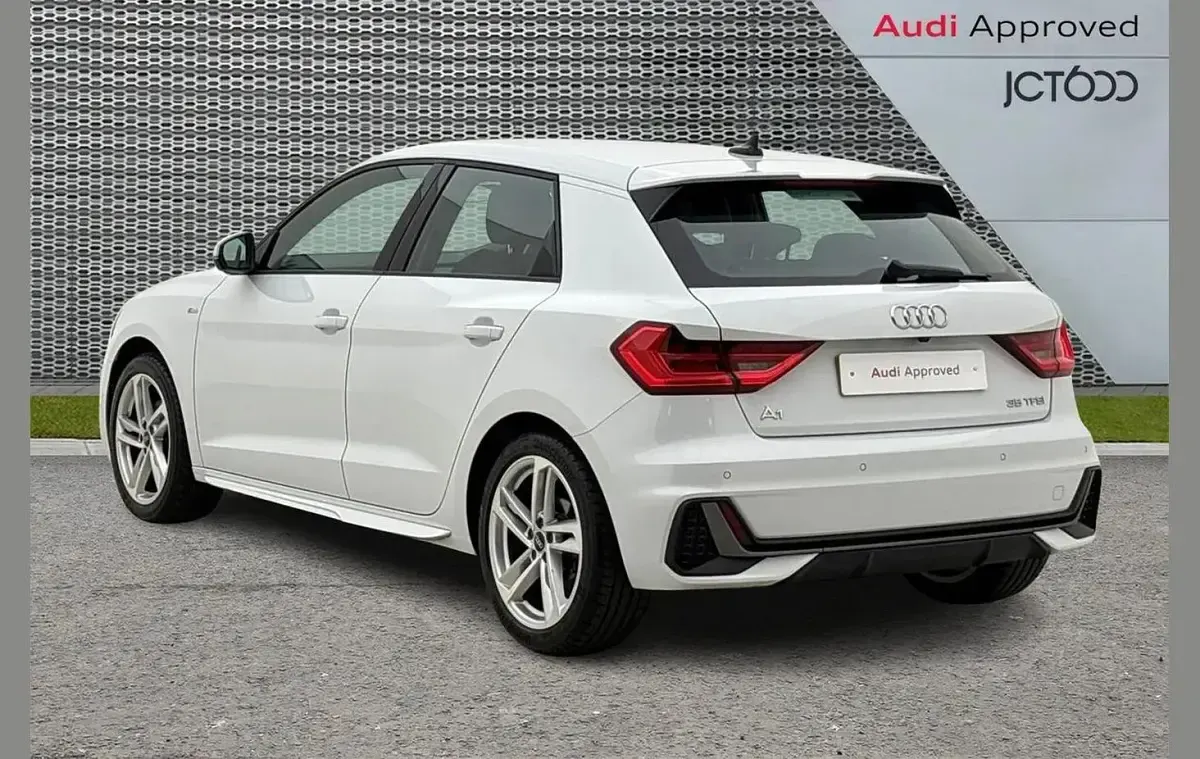Used Audi A1 S-Line 147 HP (108 kW) 2022 White SUV