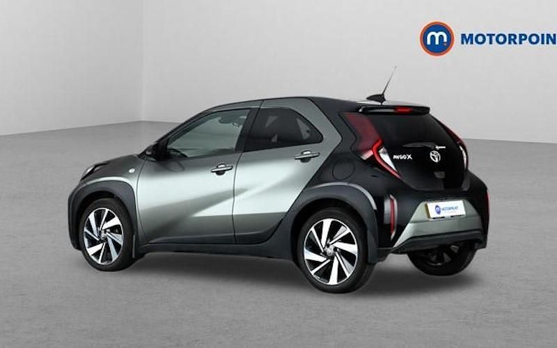 Usado Toyota Aygo X 72 HP (52 kW) 2025 SUV
