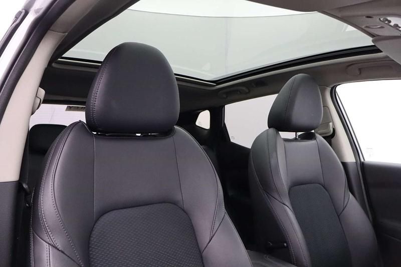 Used Nissan Qashqai Tekna 140 HP (102 kW) 2018 Silver SUV