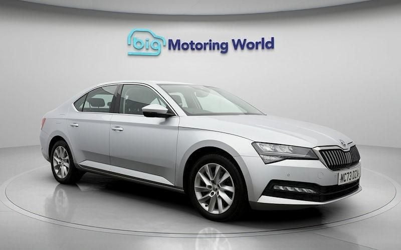 Used Skoda Superb SE 150 HP (110 kW) 2023 Silver Hatchback