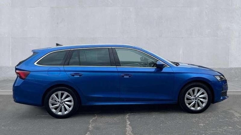 Usado Skoda Octavia SE L 150 CV (110 kW) 2025 Azul Familiar