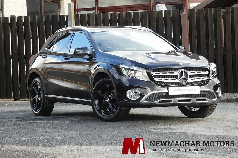 Black Used 2019 Mercedes GLA200 Executive SUV | £13,495 (Fair price) - Image 1/4
