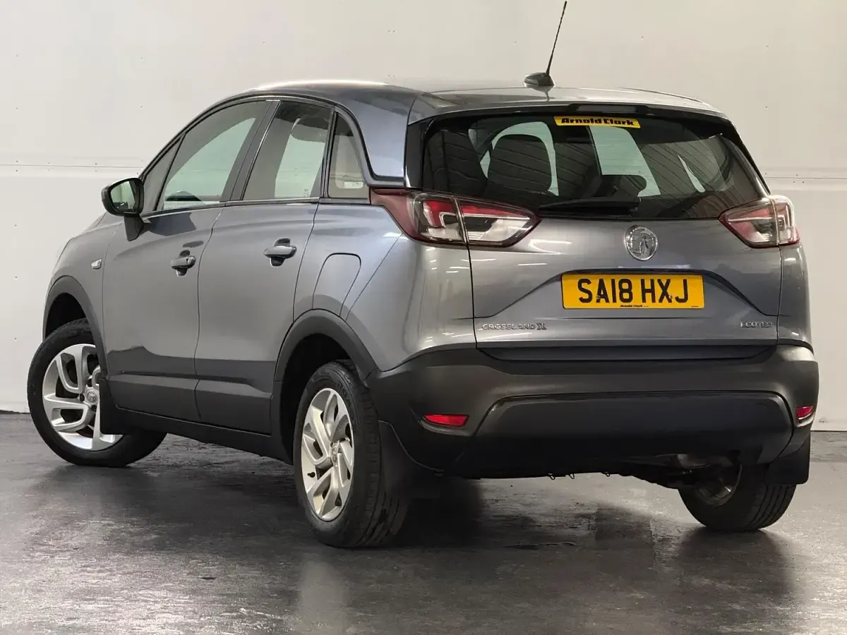 Używany Vauxhall Crossland X S 110 KM (80 kW) 2018 Szary SUV