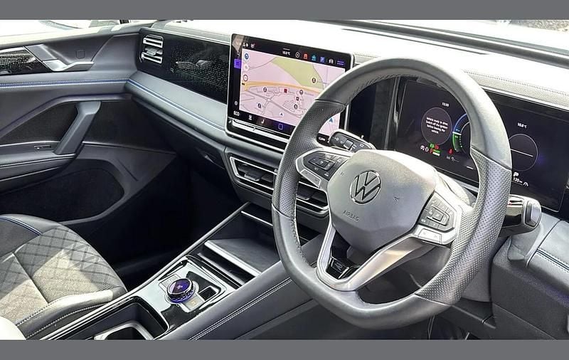 Used VW Tiguan R-line 204 HP (150 kW) 2024 White SUV