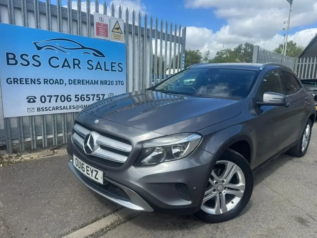 Used Mercedes GLA200 Executive 136 HP (100 kW) 2016 Grey SUV