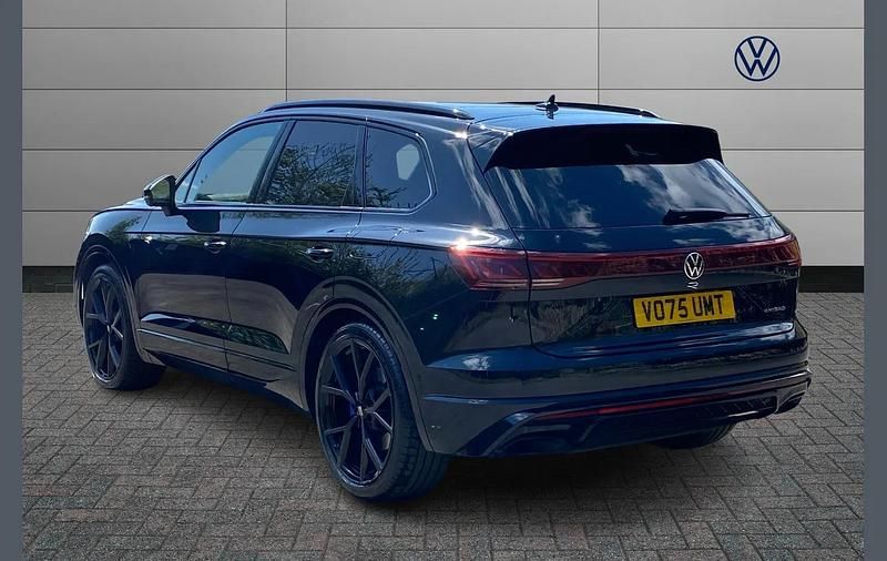 Used VW Touareg R 456 HP (335 kW) 2025 Black SUV