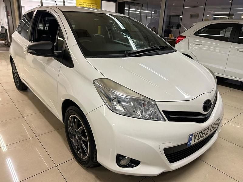 White Used 2012 Toyota Yaris Edition Hatchback | £3,290 (Fair price) - Image 1/3