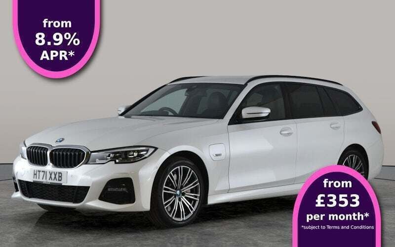 Used 2022 BMW 330e M Sport Estate | £24,451 (Fair price) - Image 1/3