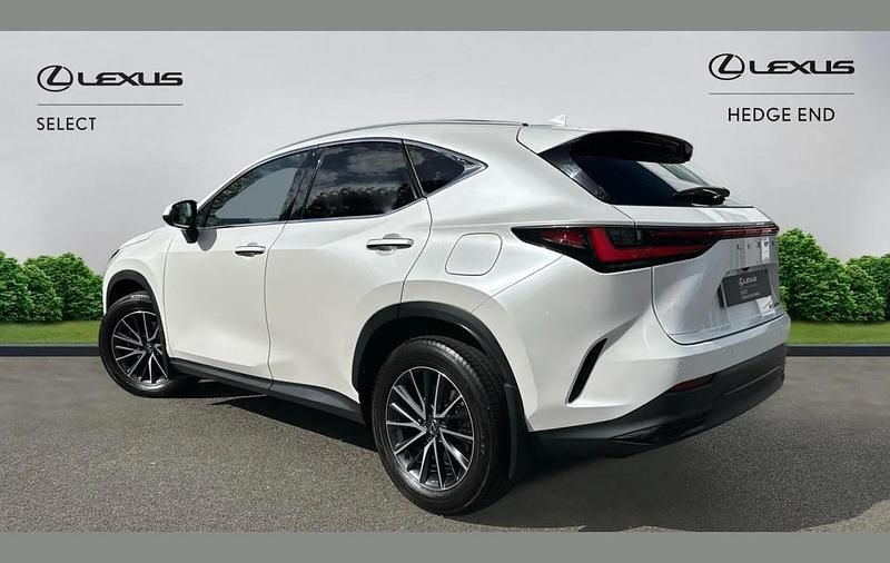 Used Lexus NX350h 239 HP (175 kW) 2023 White SUV