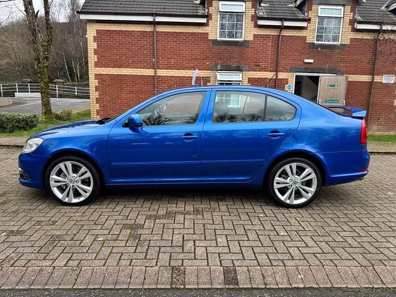 Used Skoda Octavia vRS 200 HP (147 kW) 2011 Blue Hatchback