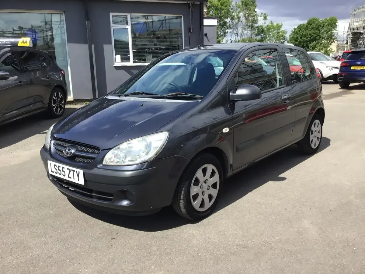 Used Hyundai Getz 65 HP (47 kW) 2006 Grey Hatchback