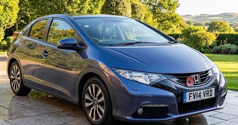 Begagnad Honda Civic SR 120 HK (88 kW) 2014 Blå Halvkombi
