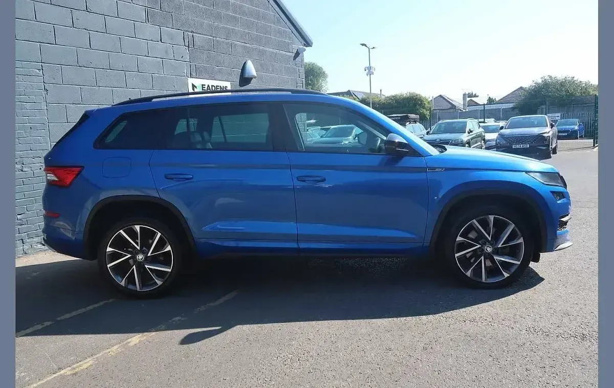Used Skoda Kodiaq SportLine 196 HP (144 kW) 2021 Race blue metallic SUV