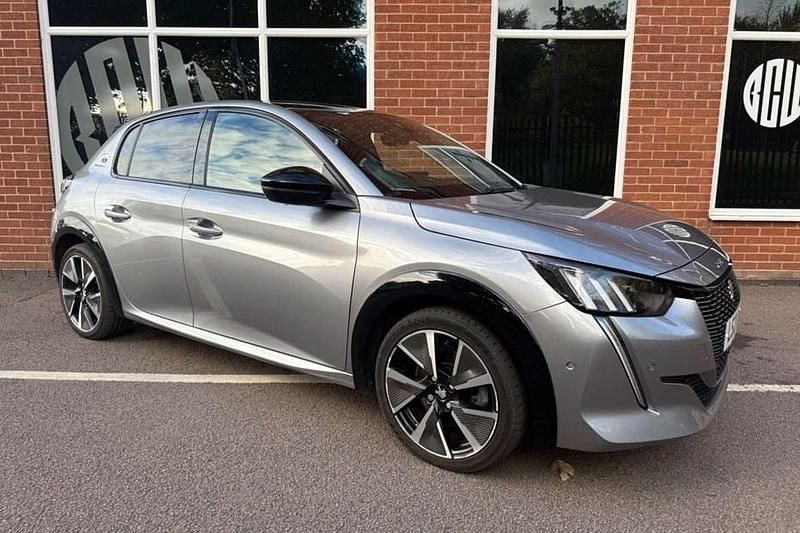Used Peugeot e-208 Premium 100 kW (136 HP) 2021 Hatchback