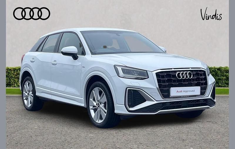 Used Audi Q2 S-Line 147 HP (108 kW) 2023 White SUV