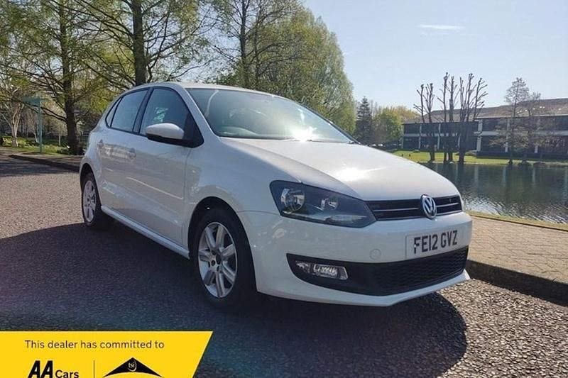 Used VW Polo Match 60 HP (44 kW) 2012 White Hatchback