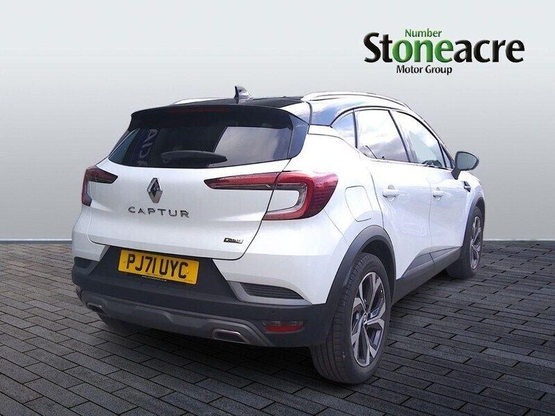 Used Renault Captur RS Line 140 HP (102 kW) 2022 Multicolour SUV