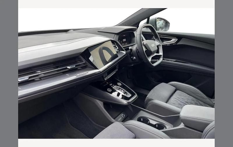 Used Audi Q4 e-tron S-Line 219 kW (299 HP) 2022 Grey SUV