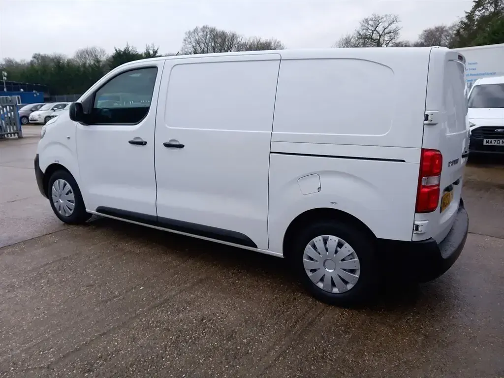 Used Peugeot Expert Premium 2022 White Van