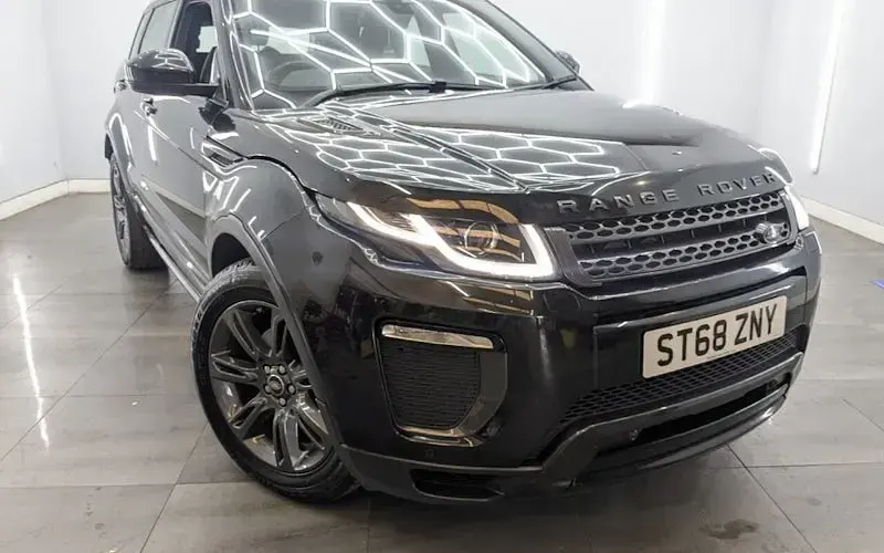 Used Land Rover Range Rover evoque Landmark 179 HP (131 kW) 2018 Hatchback
