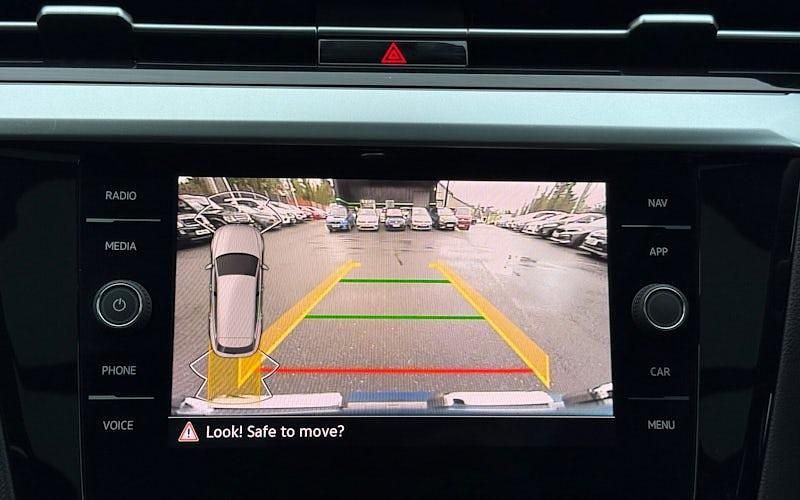 Used VW Arteon R-line 150 HP (110 kW) 2024 Estate