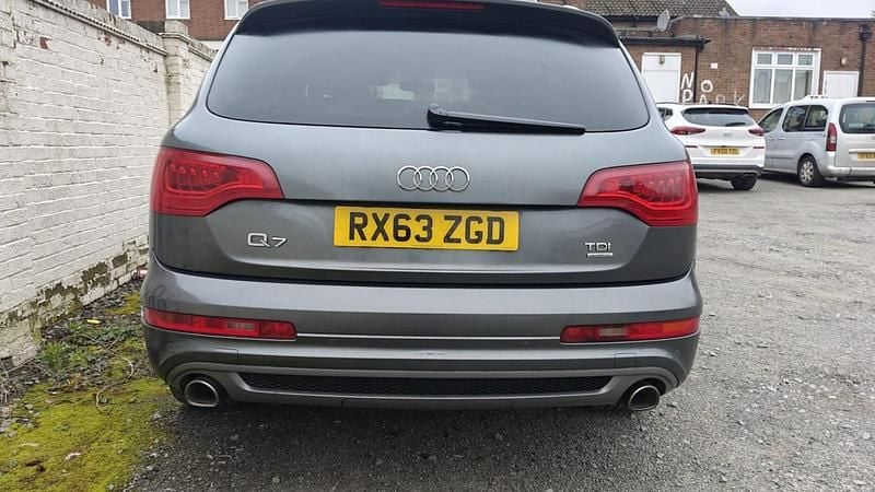 Used Audi Q7 S-line plus 245 HP (180 kW) 2013 Grey SUV