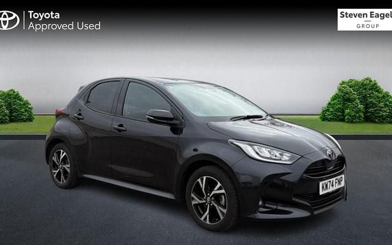 Used Toyota Yaris Hybrid Design 116 HP (85 kW) 2026 Hatchback