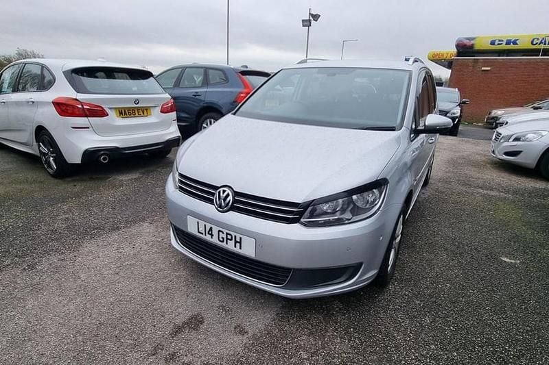 Used VW Touran SE 105 HP (77 kW) 2014 MPV