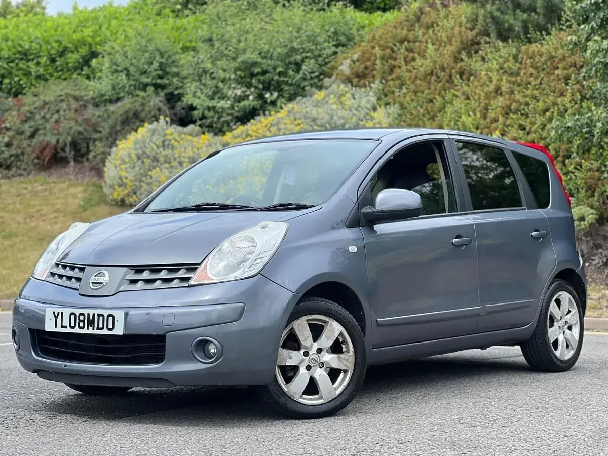 Used Nissan Note Tekna 110 HP (80 kW) 2008 Grey Hatchback
