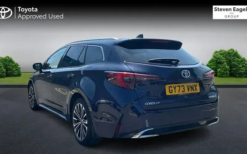Używany Toyota Corolla Design 196 KM (144 kW) 2025 Kombi