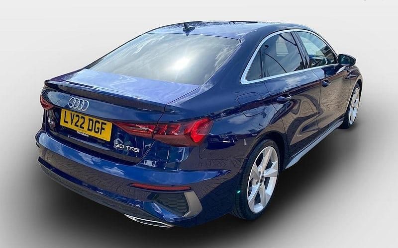 Usado Audi A3 S-Line 110 HP (80 kW) 2024 Sedan