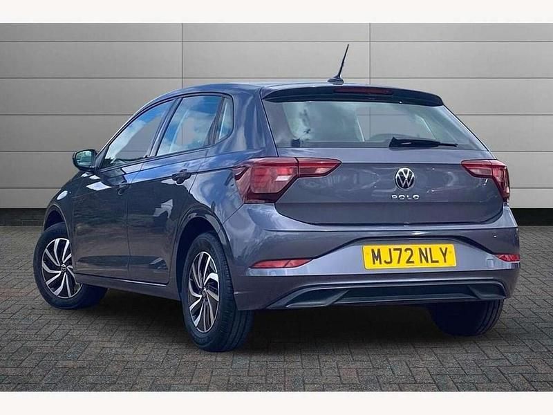 Used VW Polo Life 80 HP (58 kW) 2022 Smokey grey Hatchback