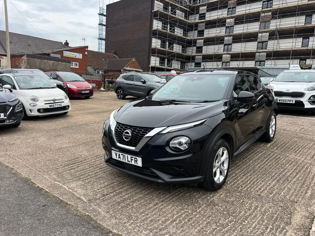 Used Nissan Juke N-Connecta 2022 Black SUV