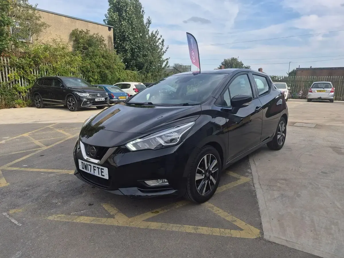 Used Nissan Micra Acenta 71 HP (52 kW) 2017 Black Hatchback