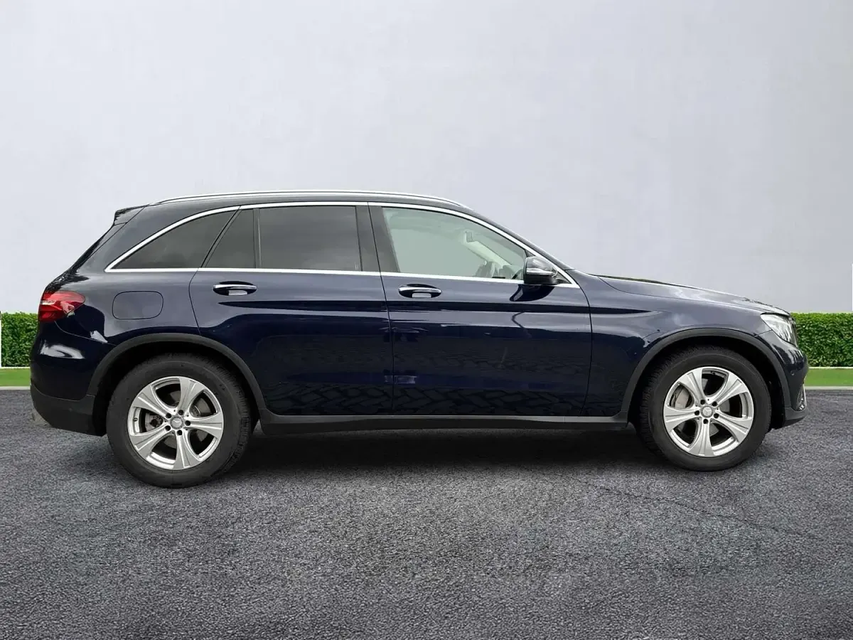 Used Mercedes GLC220 Premium 2016 Blue SUV