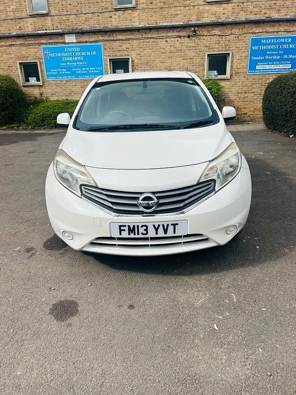 Used Nissan Note 2013 White Hatchback