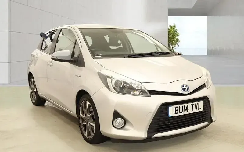 Used Toyota Yaris Trend 101 HP (74 kW) 2014 Hatchback