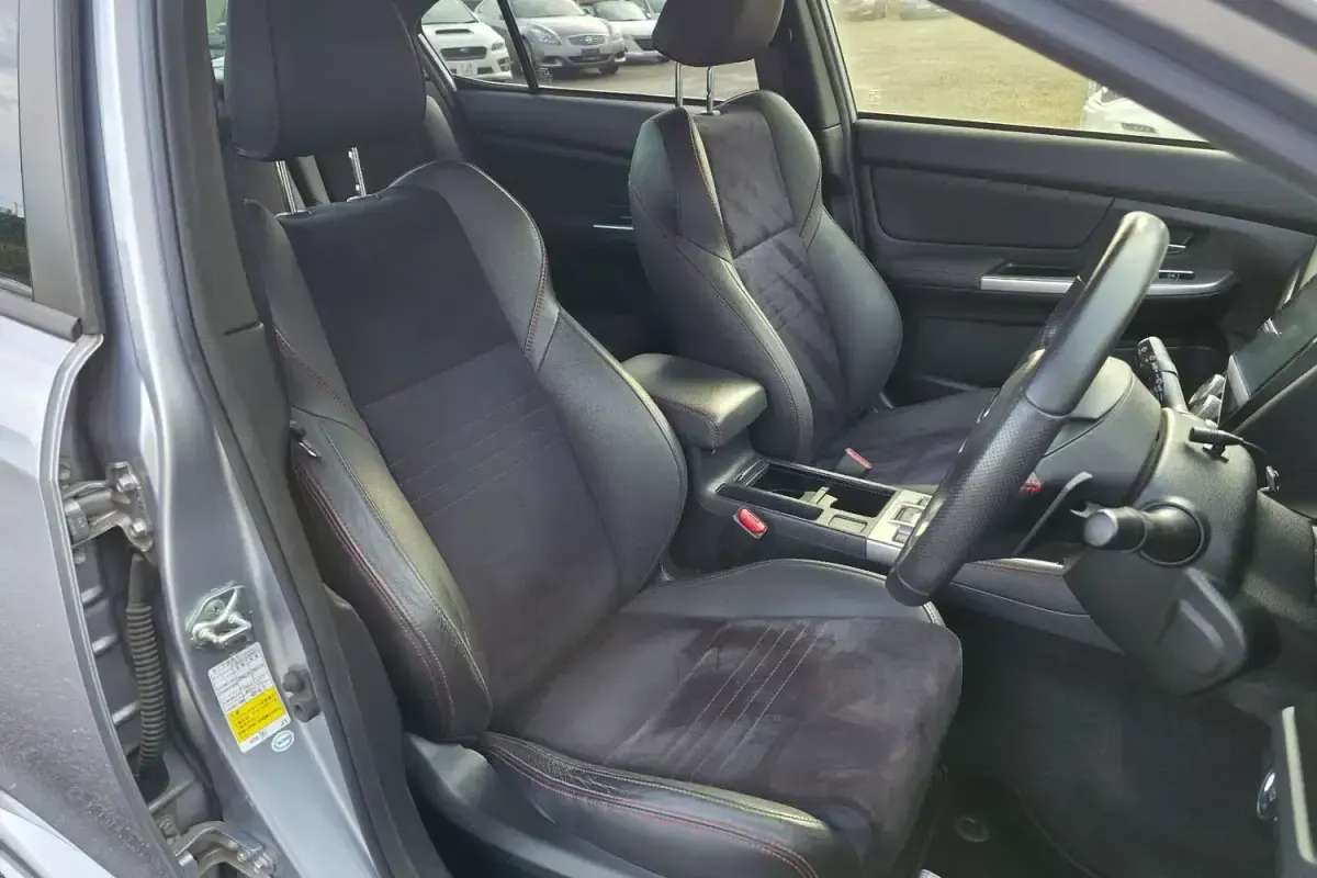 Used Subaru WRX STI GT 300 HP (220 kW) 2015 Silver Sedan