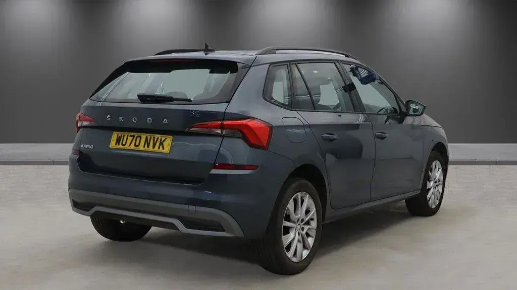 Used Skoda Kamiq SE 116 HP (85 kW) 2020 Grey SUV