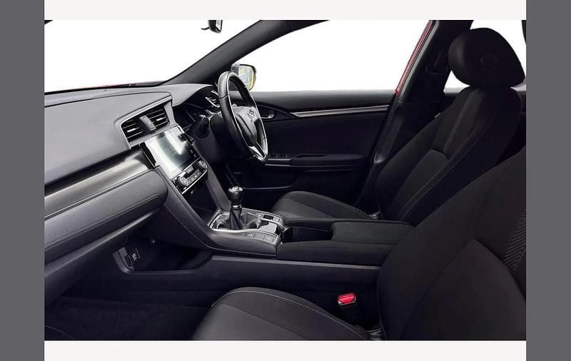 Used Honda Civic SR 126 HP (92 kW) 2018 Red Hatchback