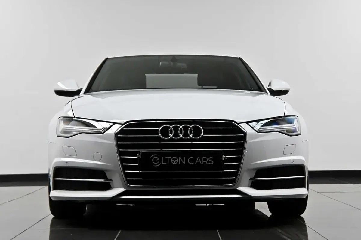 Begagnad Audi A6 S-Line 190 HK (139 kW) 2015 Vit Sedan